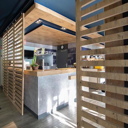 B&B Hotel Leipzig-Schoenefeld ภายนอก รูปภาพ