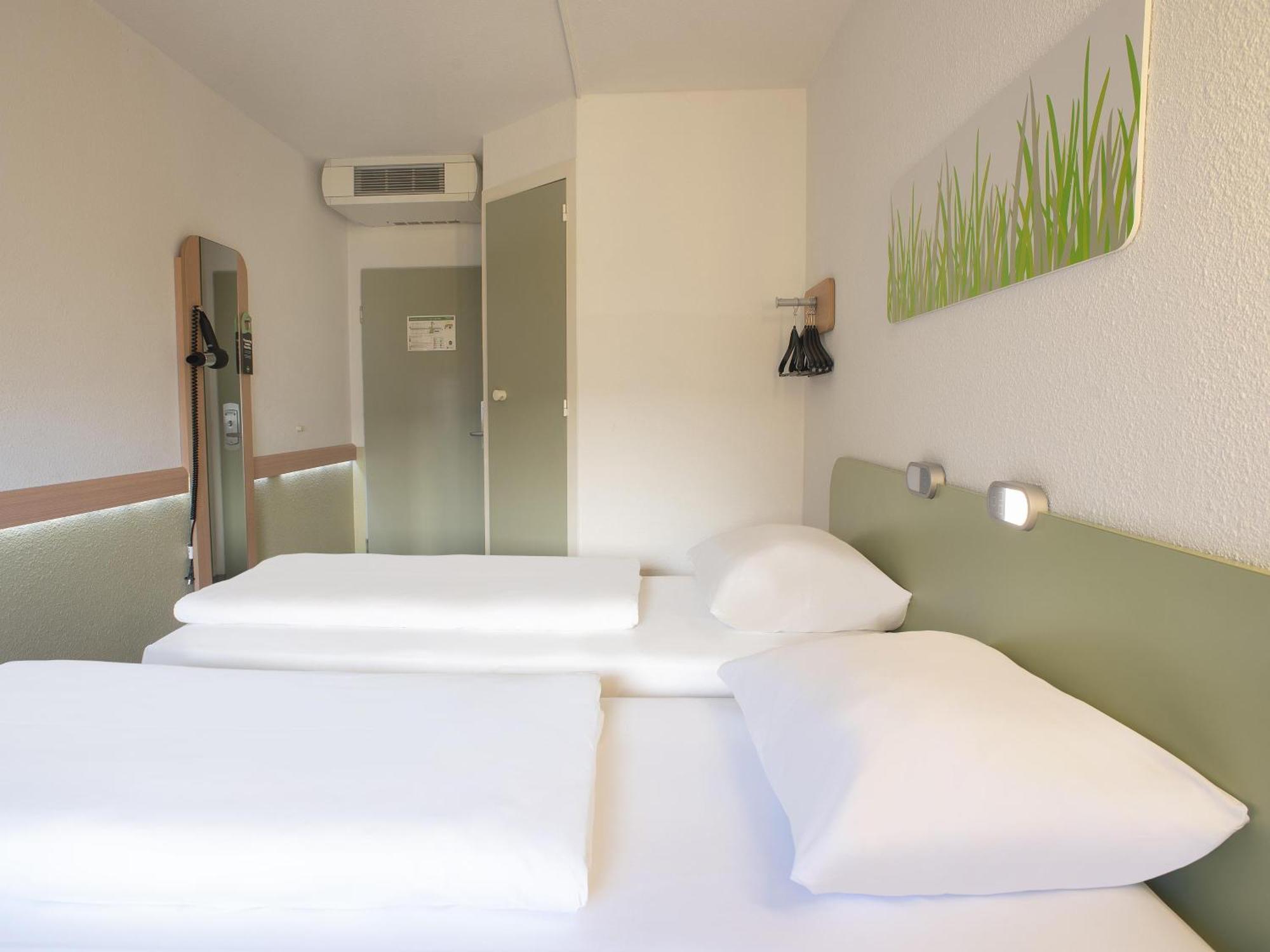 B&B Hotel Leipzig-Schoenefeld ภายนอก รูปภาพ